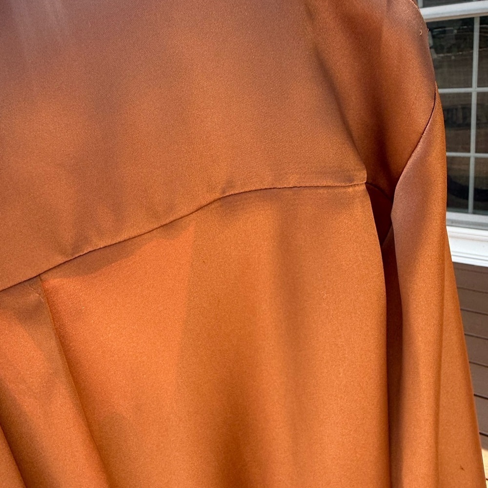 Alice + Olivia Finley Utility Oversized Copper Satin Blouse NWT - Picture 3 of 15